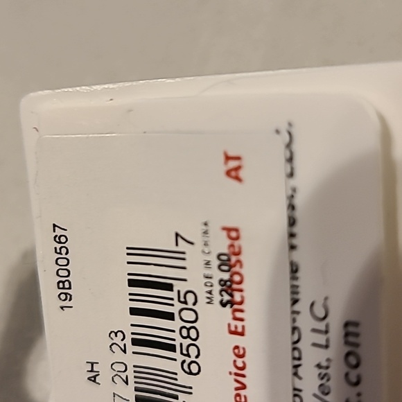 NINE WEST BUNDLE OF TWO BRACELETS - Picture 5 of 5